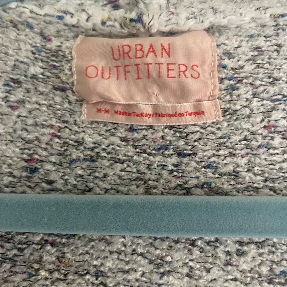 Urban outfitters light gray cardigan, size medium - Picture 3 of 4
